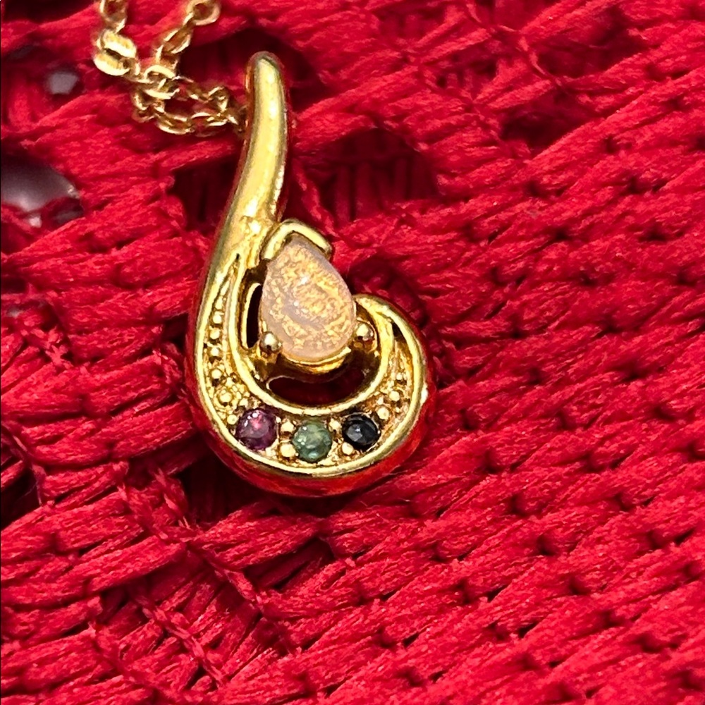 Elegant Gold Pendant Necklace with Gemstone Accents